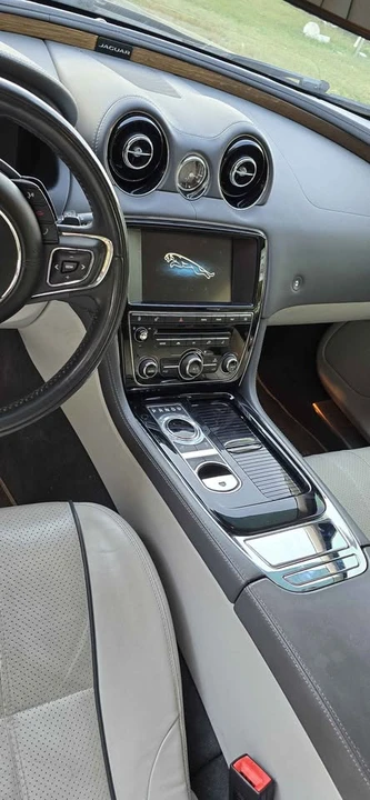 2014 Jaguar X351 XJ - Image 10 of 12