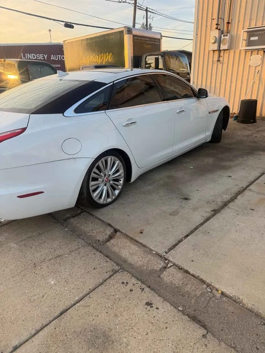 2014 Jaguar X351 XJ - Image 2 of 6