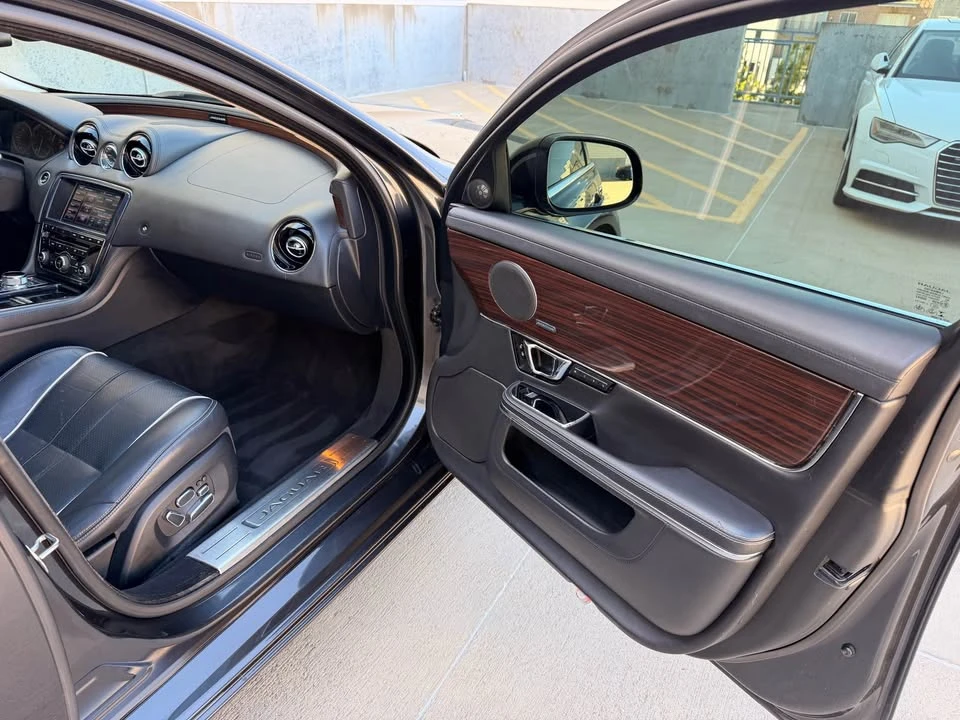 2014 Jaguar X351 XJ - Image 17 of 18