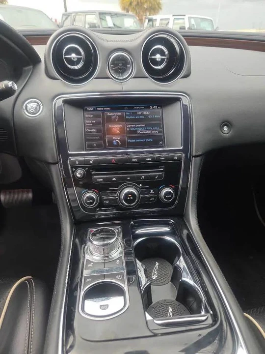 2014 Jaguar X351 XJ - Image 12 of 20