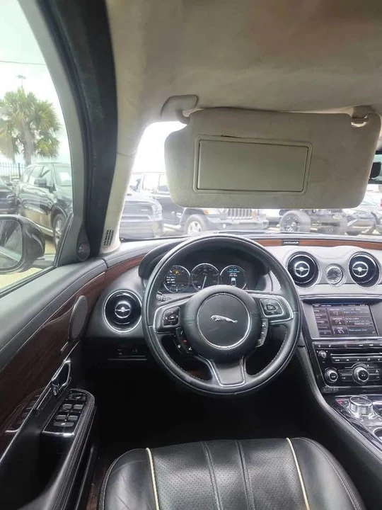 2014 Jaguar X351 XJ - Image 10 of 20