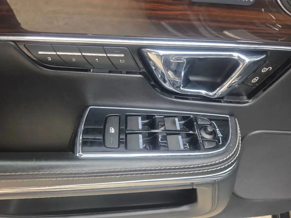 2014 Jaguar X351 XJ - Image 8 of 20