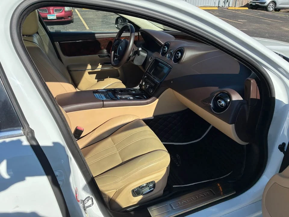 2014 Jaguar X351 XJ - Image 7 of 11
