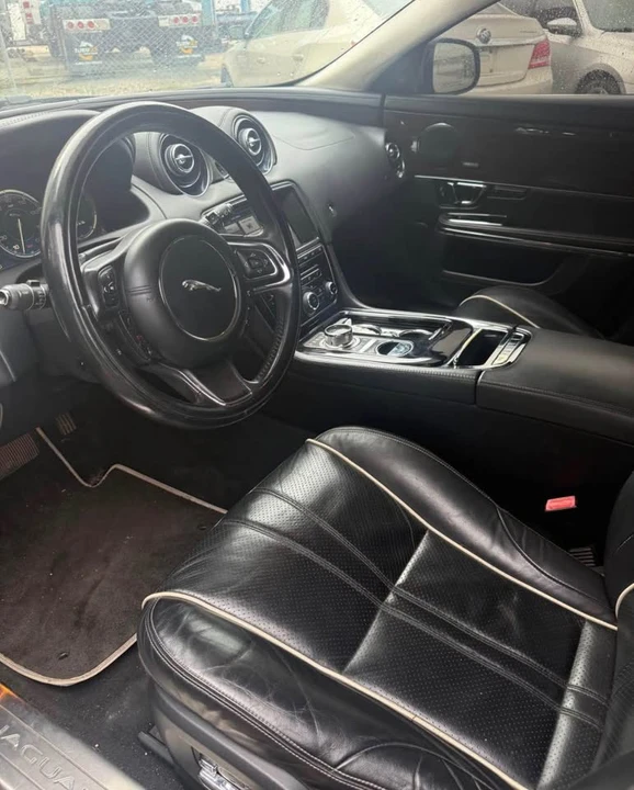 2014 Jaguar X351 XJ - Image 3 of 4