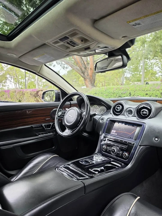 2014 Jaguar X351 XJ - Image 14 of 16