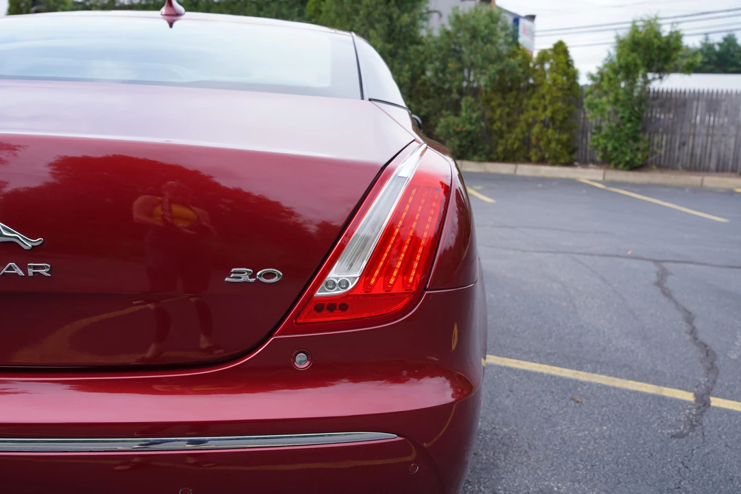 2014 Jaguar X351 XJ - Image 28 of 31