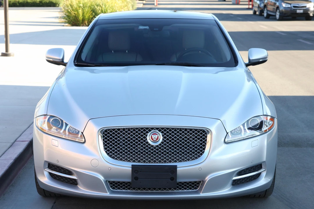 2014 Jaguar X351 XJ - Image 2 of 5