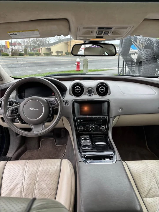 2014 Jaguar X351 XJ - Image 4 of 4