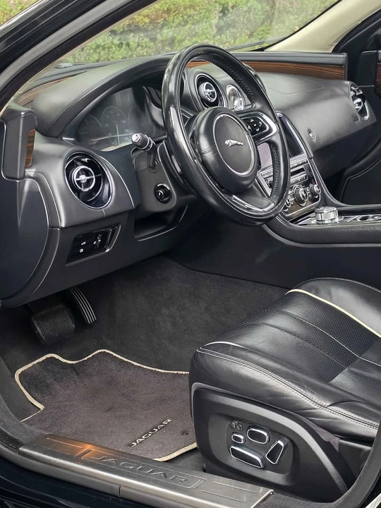 2014 Jaguar X351 XJ - Image 8 of 21