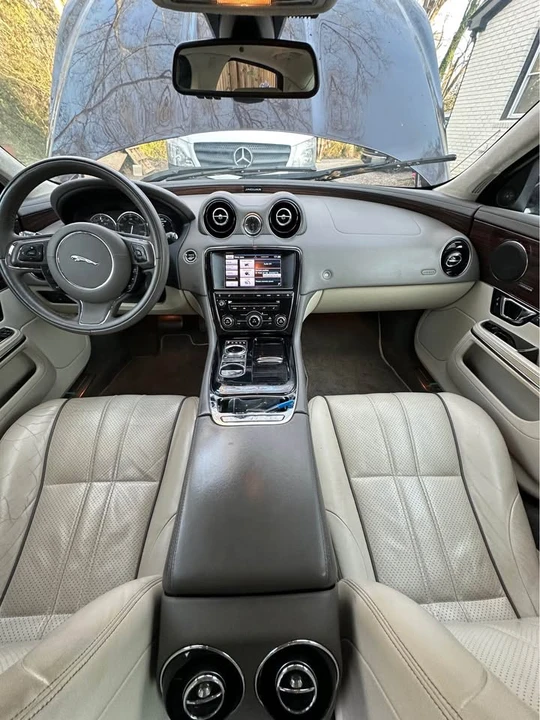 2014 Jaguar X351 XJ - Image 4 of 16