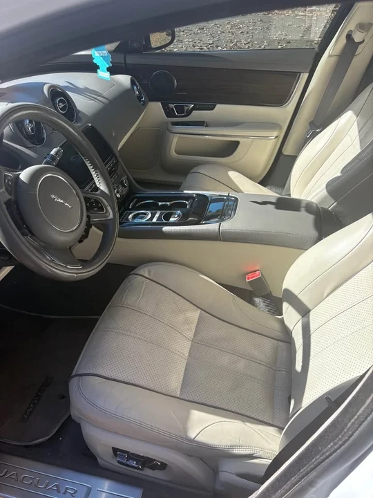 2014 Jaguar X351 XJ - Image 10 of 14