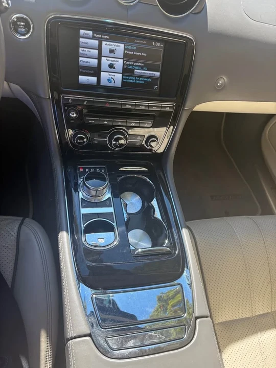 2014 Jaguar X351 XJ - Image 9 of 14