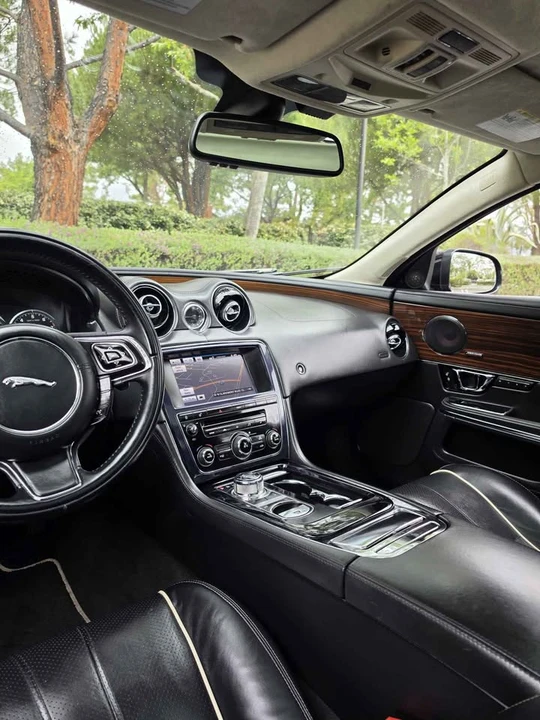 2014 Jaguar X351 XJ - Image 12 of 20