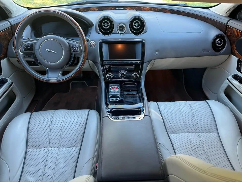 2014 Jaguar X351 XJR - Image 7 of 19