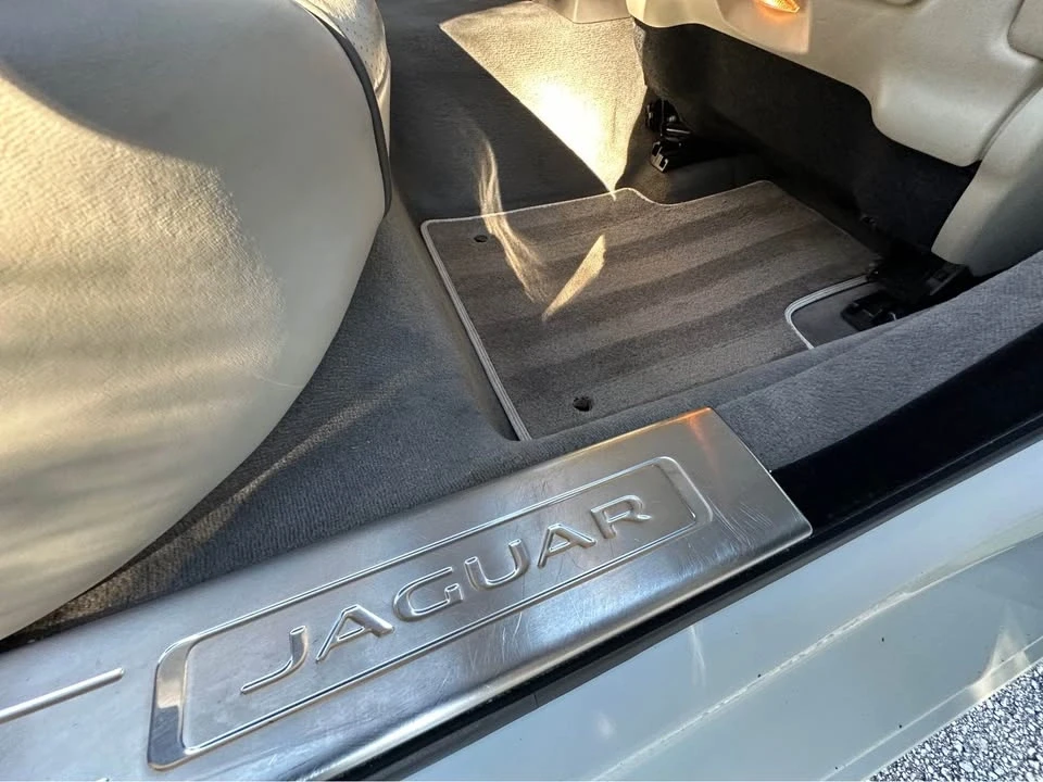 2014 Jaguar X351 XJR - Image 15 of 19