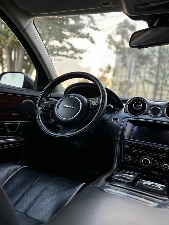 2014 Jaguar X351 XJR - Image 4 of 12