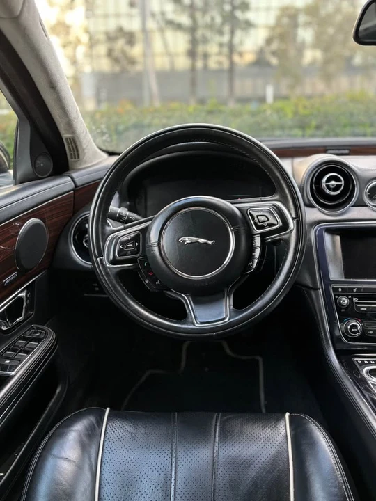 2014 Jaguar X351 XJR - Image 5 of 12