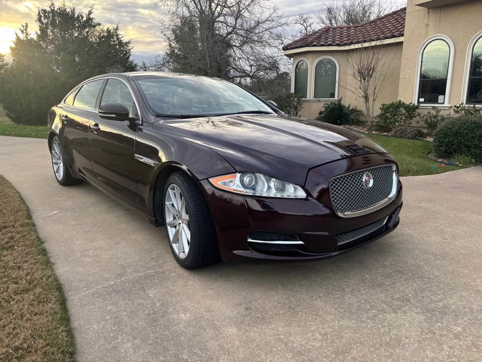 2014 Jaguar XJ Series 4 - Image 2 of 12