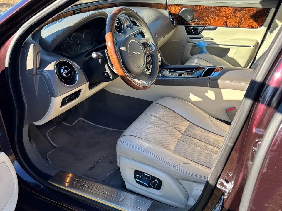 2014 Jaguar XJ Series 4 - Image 8 of 12