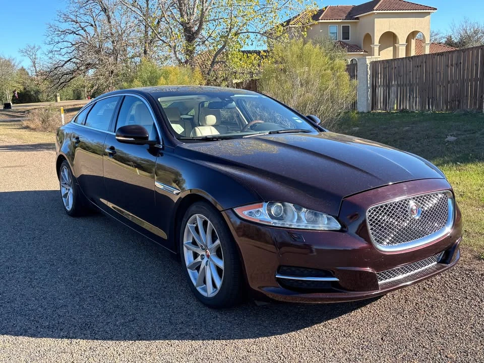 2014 Jaguar XJ Series 4 - Image 6 of 12