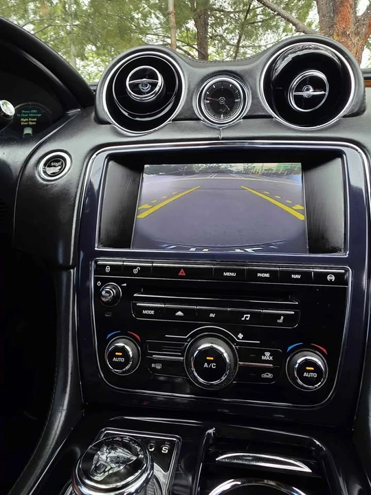 2014 Jaguar X351 XJ - Image 19 of 19