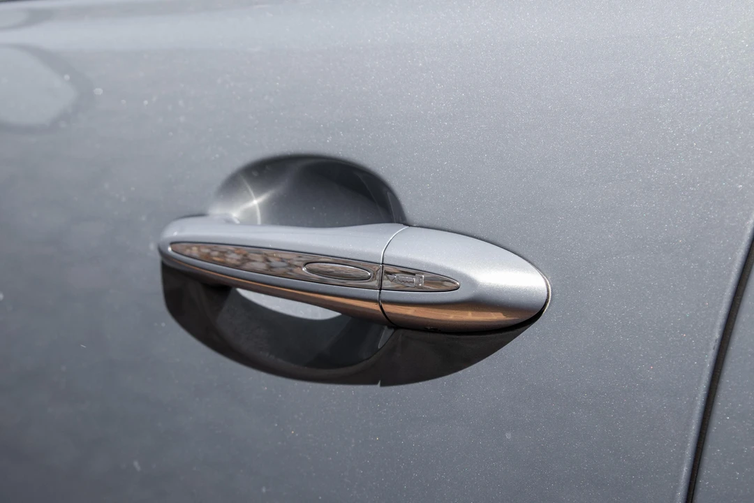 2014 Jaguar X351 XJR - Image 16 of 31