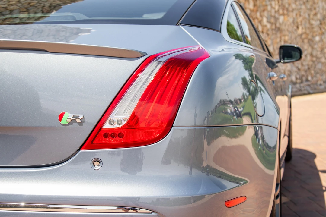 2014 Jaguar X351 XJR - Image 20 of 31