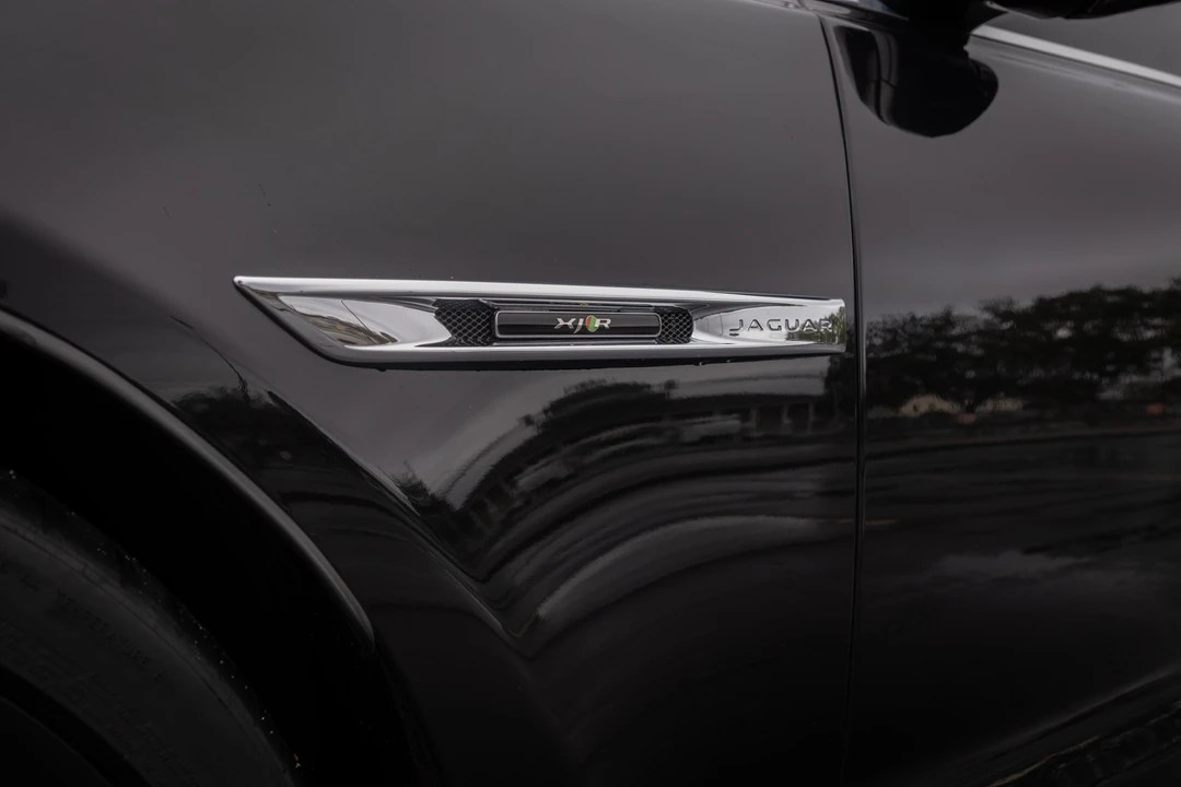 2014 Jaguar X351 XJR - Image 25 of 31