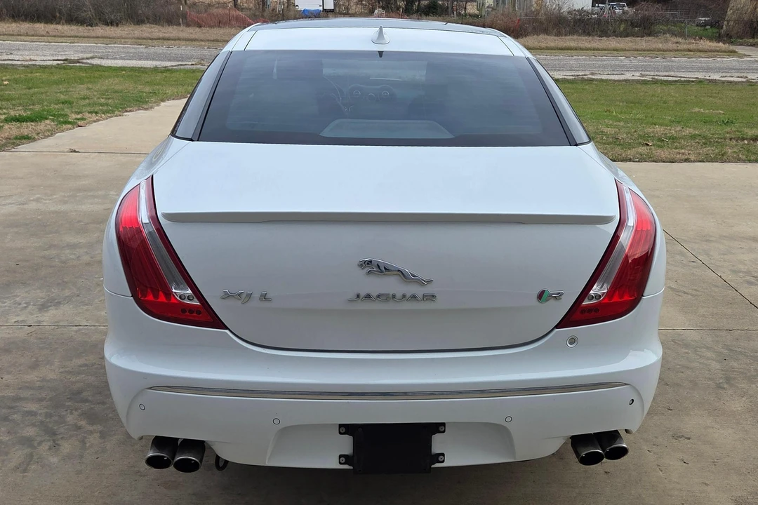 2014 Jaguar X351 XJR - Image 5 of 31
