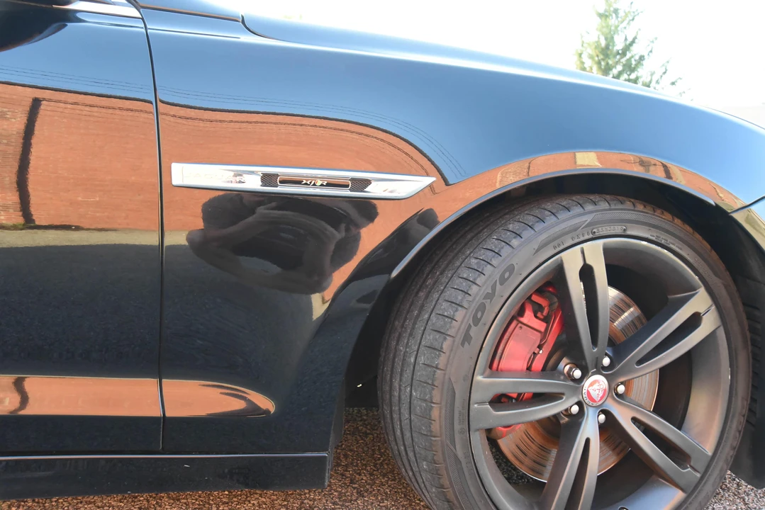 2014 Jaguar X351 XJR - Image 29 of 31