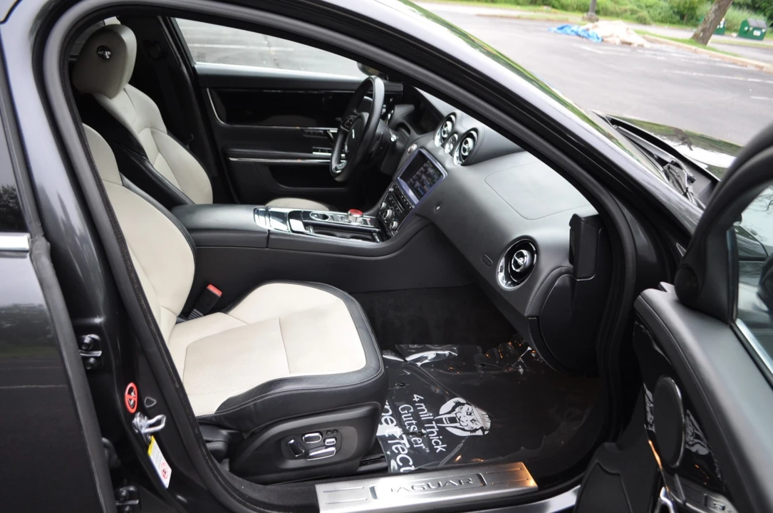 2014 Jaguar X351 XJR - Image 11 of 31