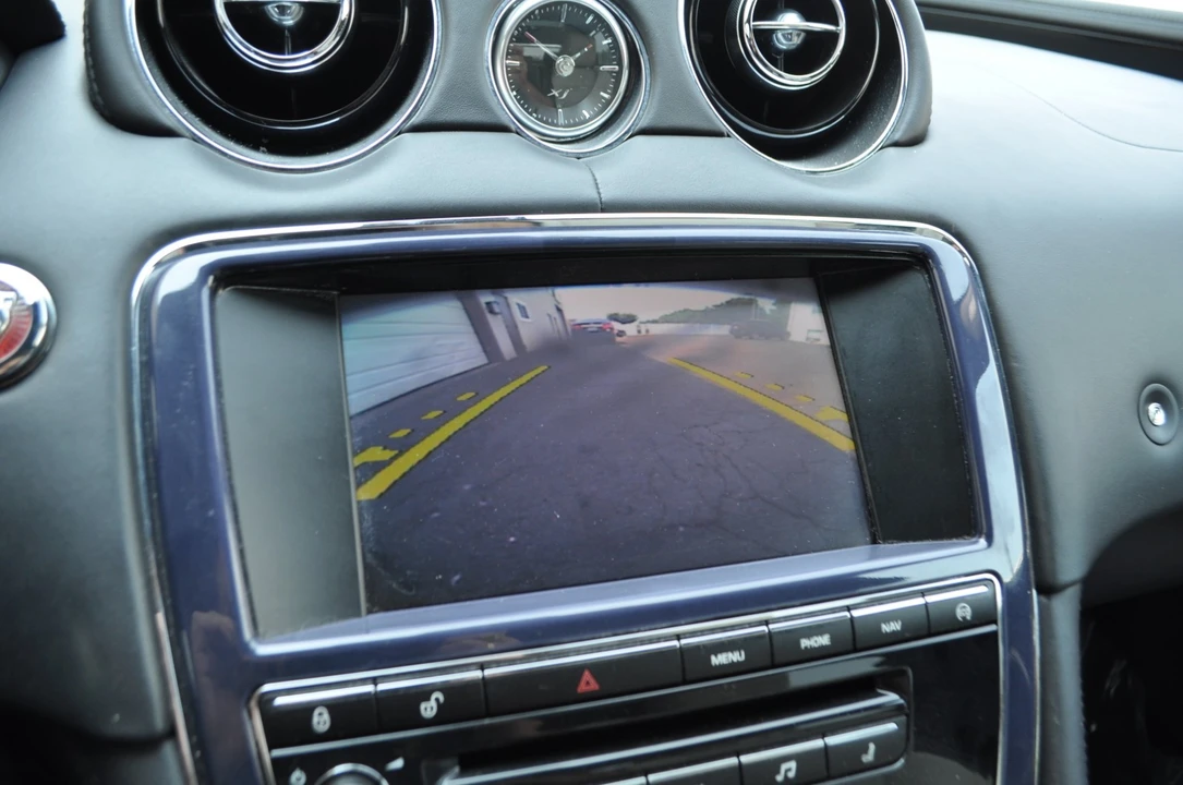 2014 Jaguar X351 XJR - Image 24 of 31