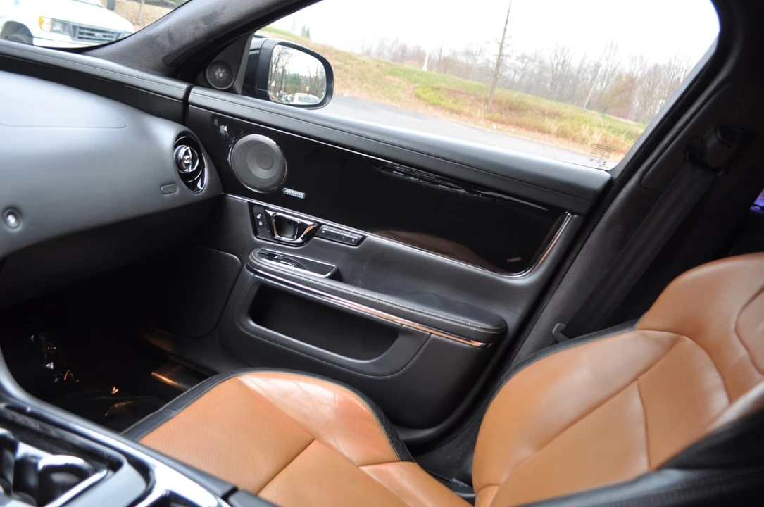 2014 Jaguar X351 XJR - Image 16 of 21