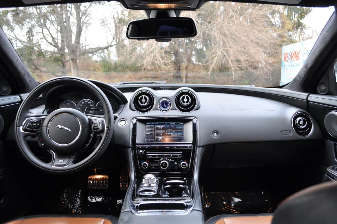 2014 Jaguar X351 XJR - Image 13 of 21