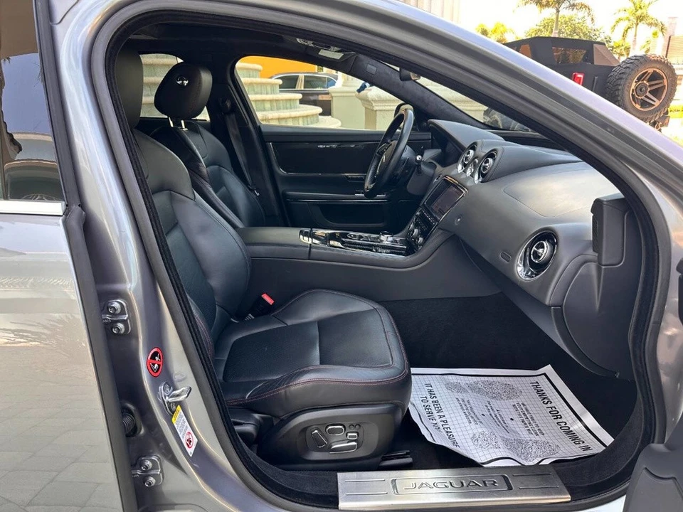 2014 Jaguar - Image 23 of 24