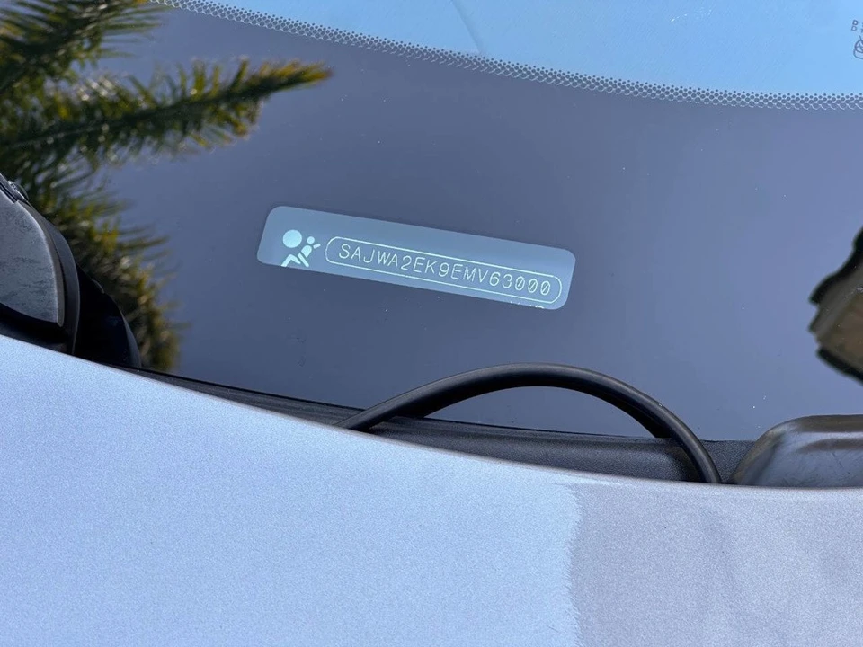 2014 Jaguar - Image 10 of 24