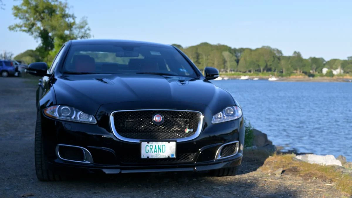 2014 Jaguar X351 XJR - Image 2 of 24