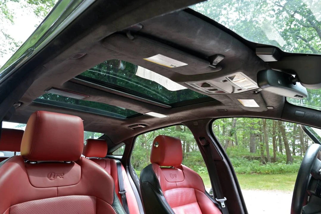 2014 Jaguar X351 XJR - Image 19 of 24