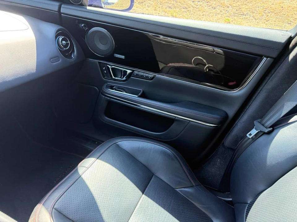 2014 Jaguar X351 XJR - Image 11 of 14