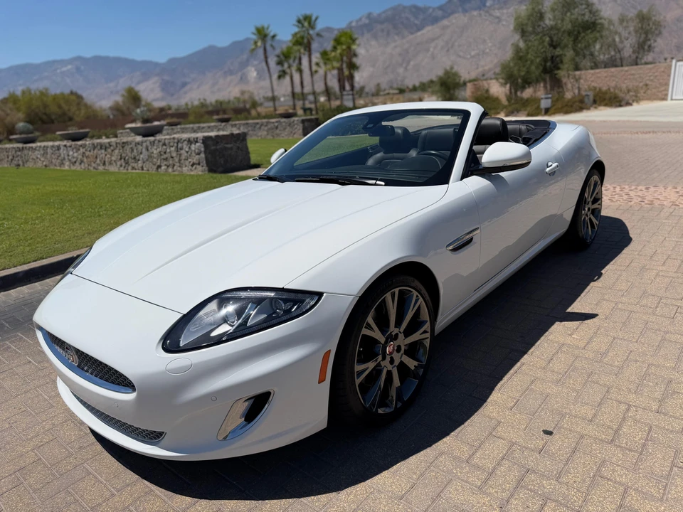 2014 Jaguar X150 XK - Image 9 of 31