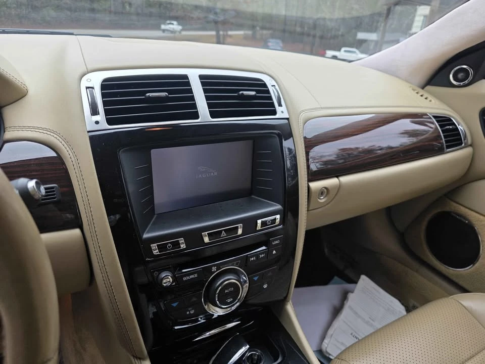 2014 Jaguar X150 XK - Image 12 of 16