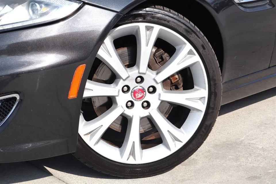 2014 Jaguar X150 XK - Image 9 of 20