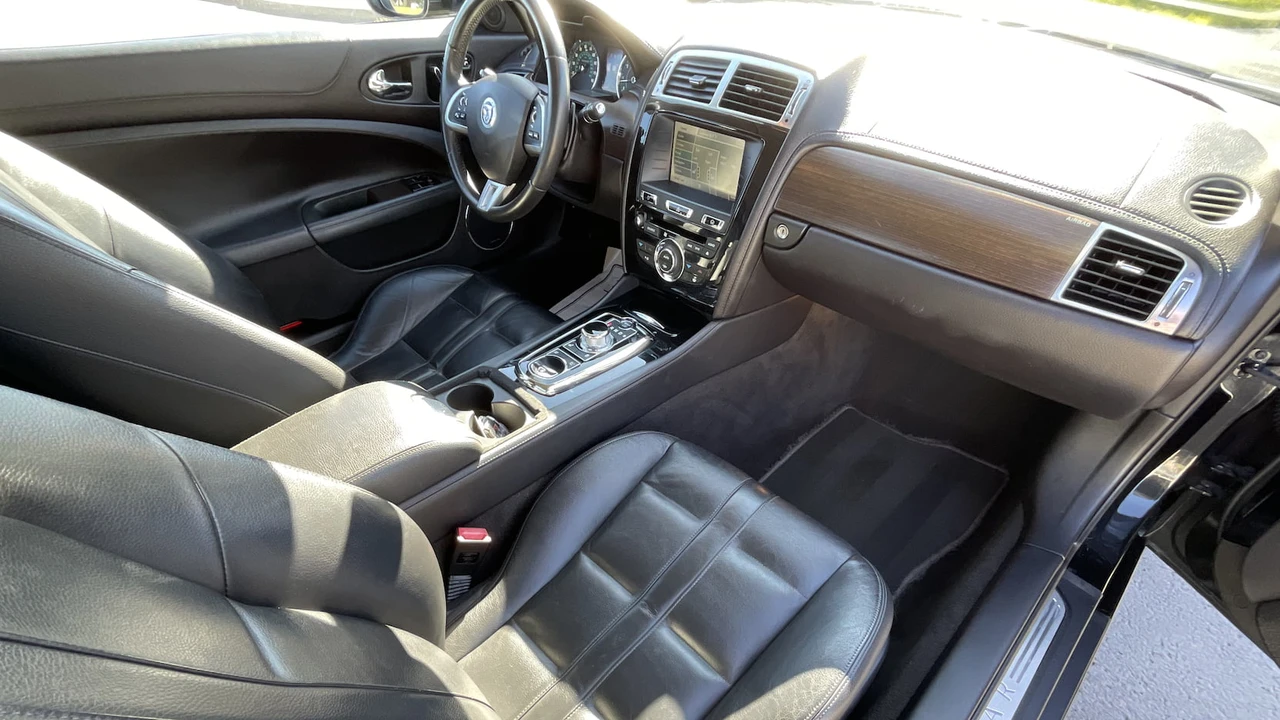 2014 Jaguar X150 XK - Image 6 of 13