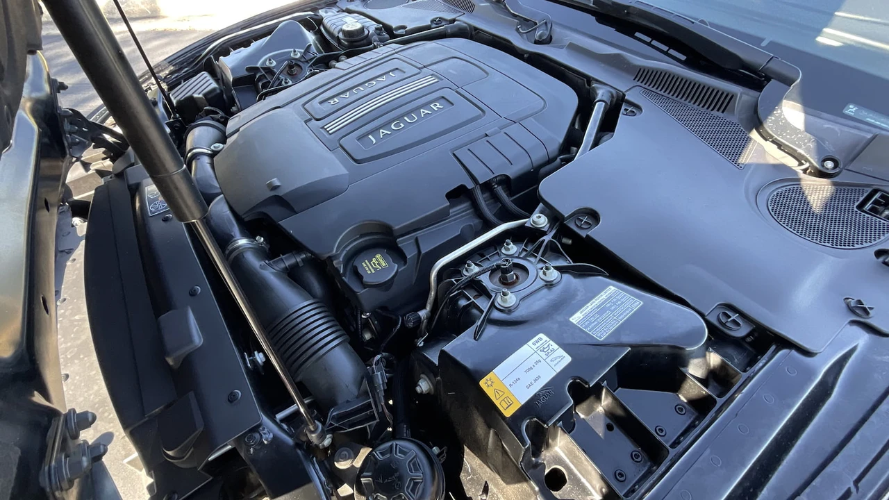 2014 Jaguar X150 XK - Image 7 of 13