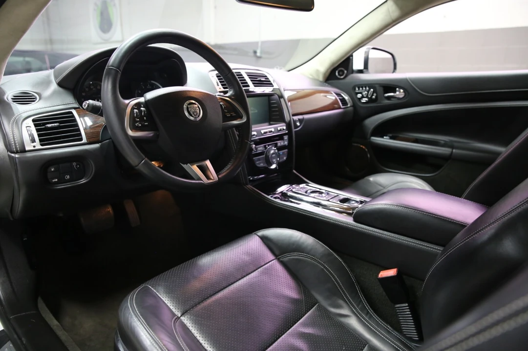 2014 Jaguar X150 XK - Image 24 of 31