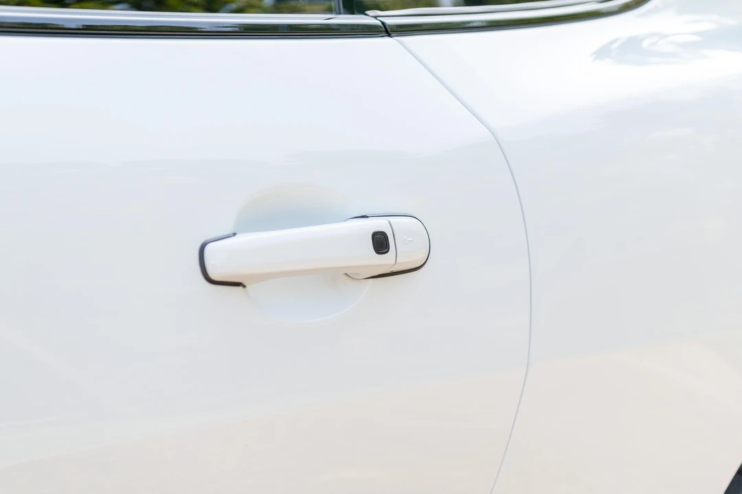 2014 Jaguar X150 XKR - Image 28 of 31