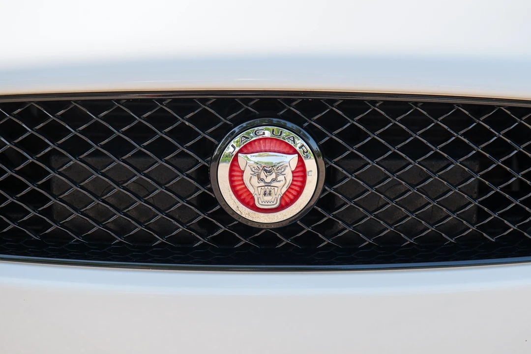 2014 Jaguar X150 XKR - Image 17 of 31