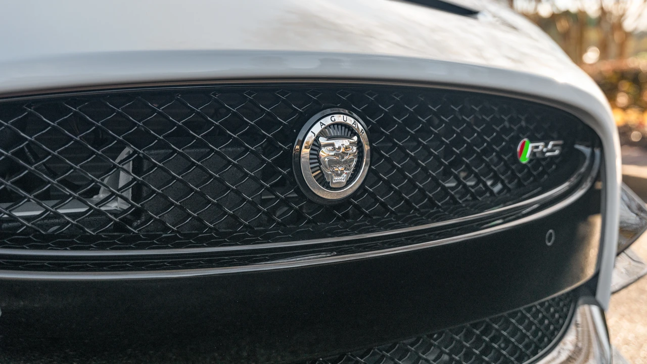 2014 Jaguar X150 XKR - Image 18 of 31