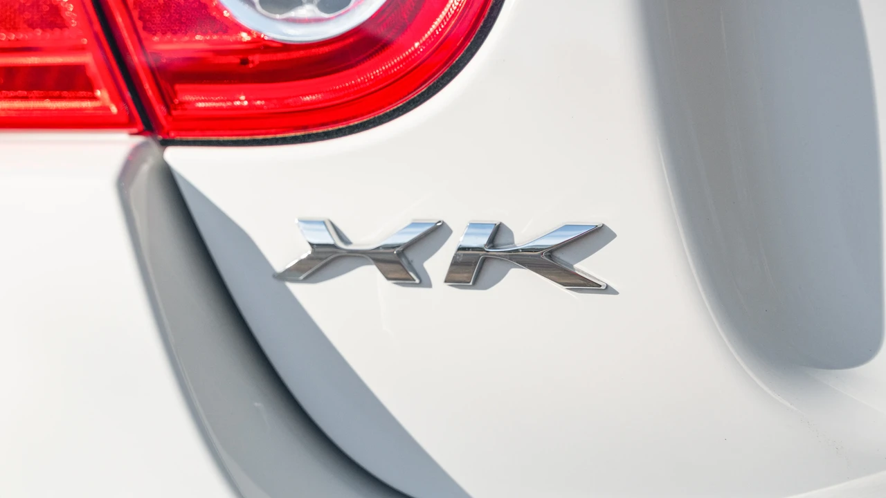 2014 Jaguar X150 XKR - Image 25 of 31