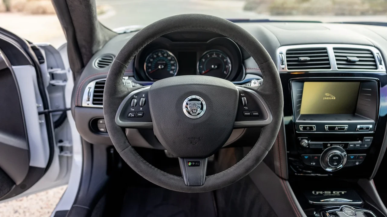 2014 Jaguar X150 XKR - Image 16 of 31